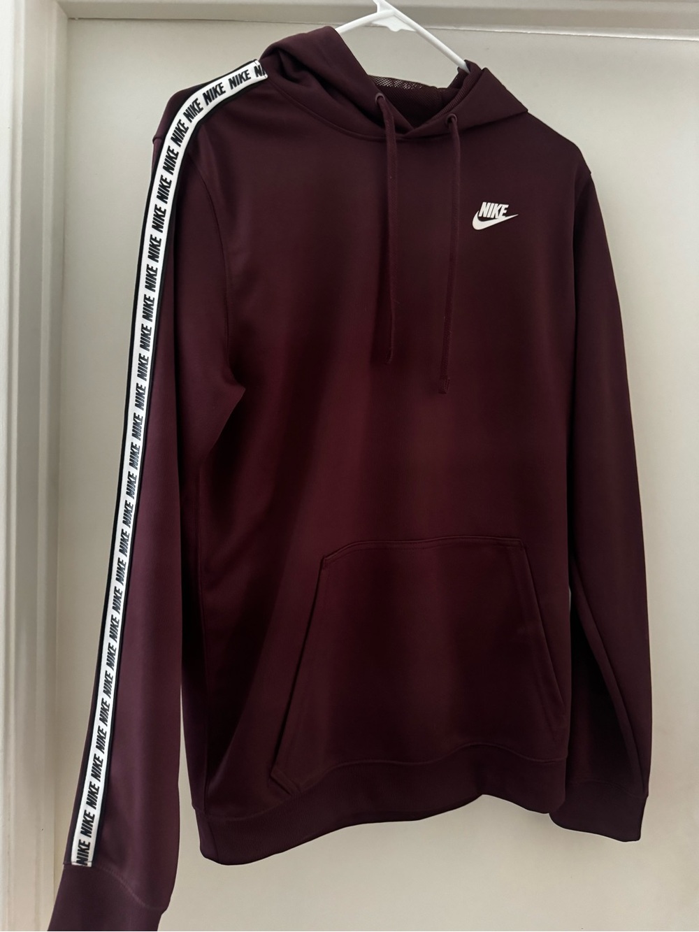Nike women Maroon Pullover Hoodie
